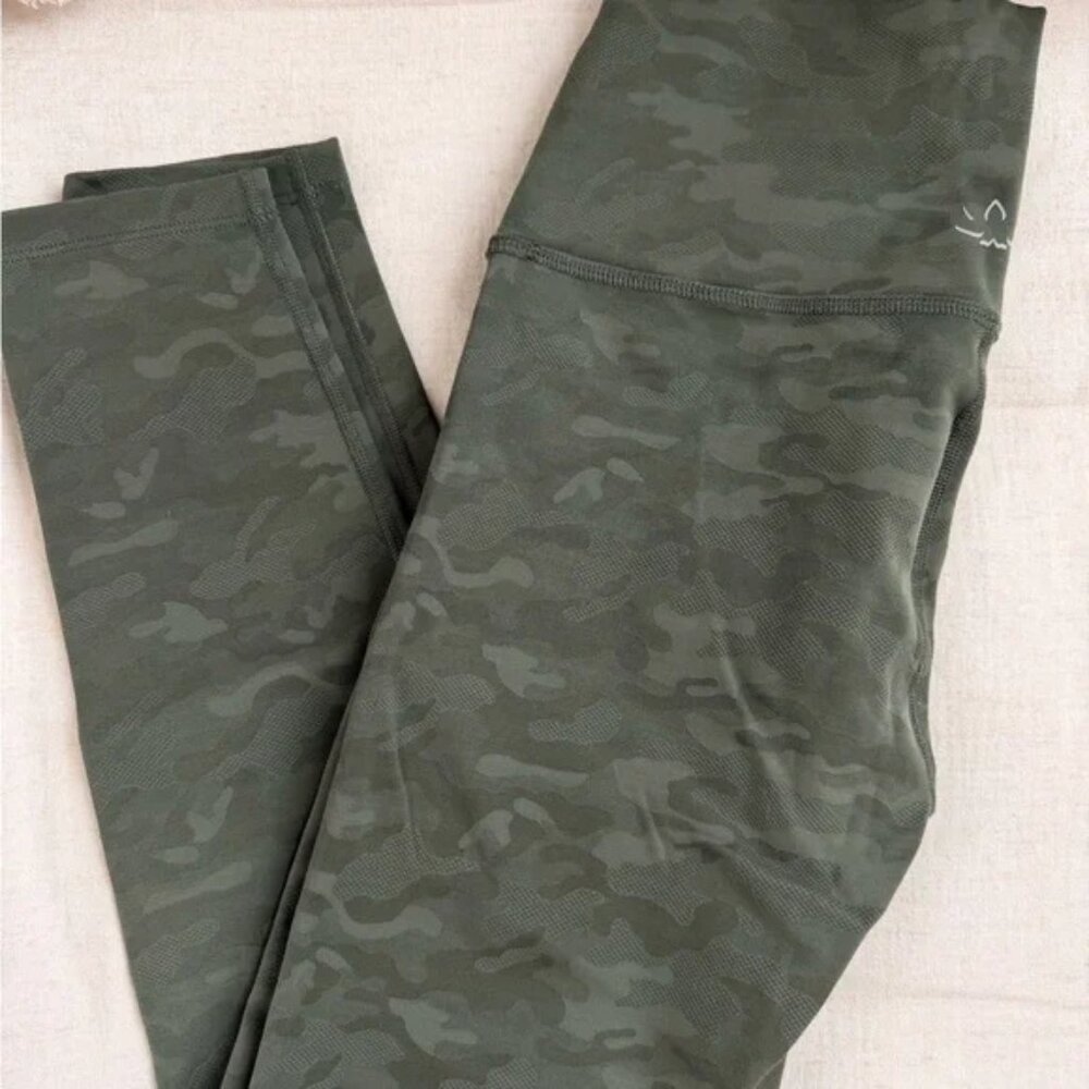 Beyond Yoga Olive Camouflage Leggings, Eden Green Jacquard Camo